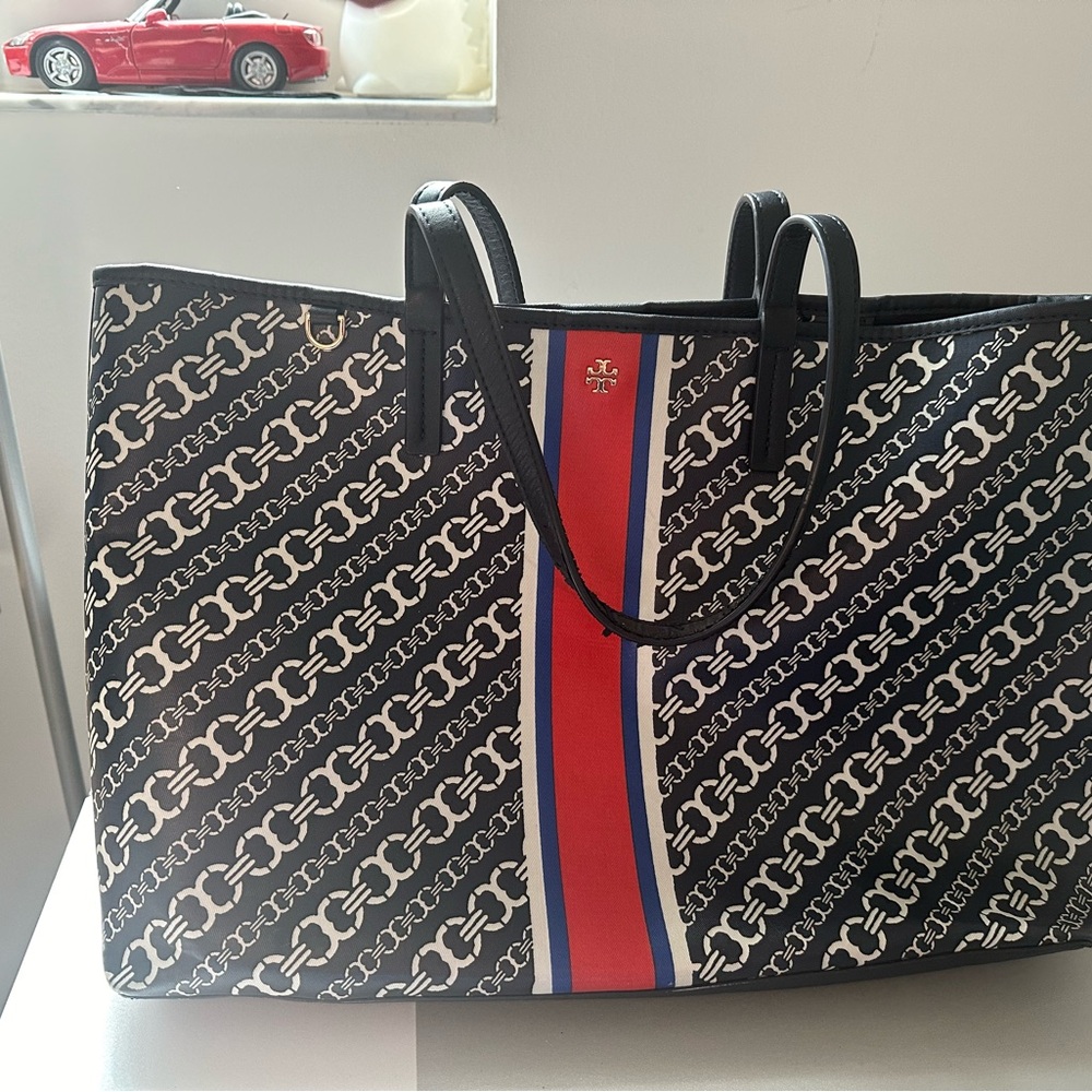Tory Burch Gemini link tote